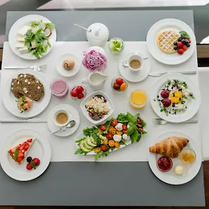 https://auszeit-hotel-duesseldorf-partner-of-sorat-hotels.dusseldorf-hotel.net