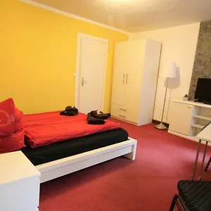 https://sleep-in-hamburg-st-pauli.hamburg-hotels-de.com